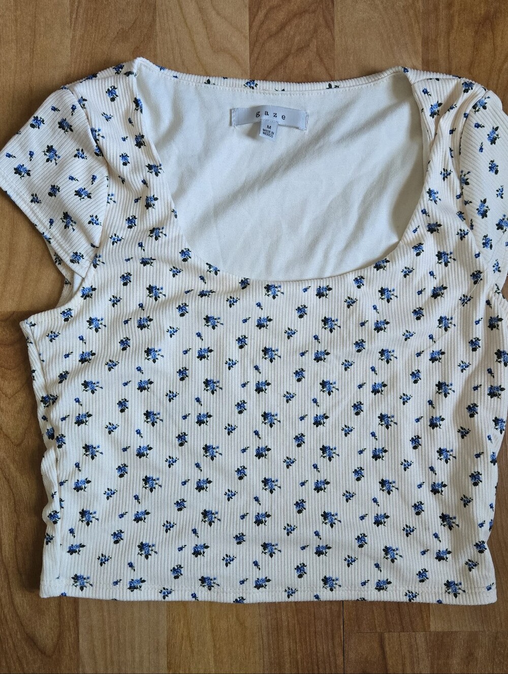 Gaze Cream Ribbed Crop Top with Blue Floral Print